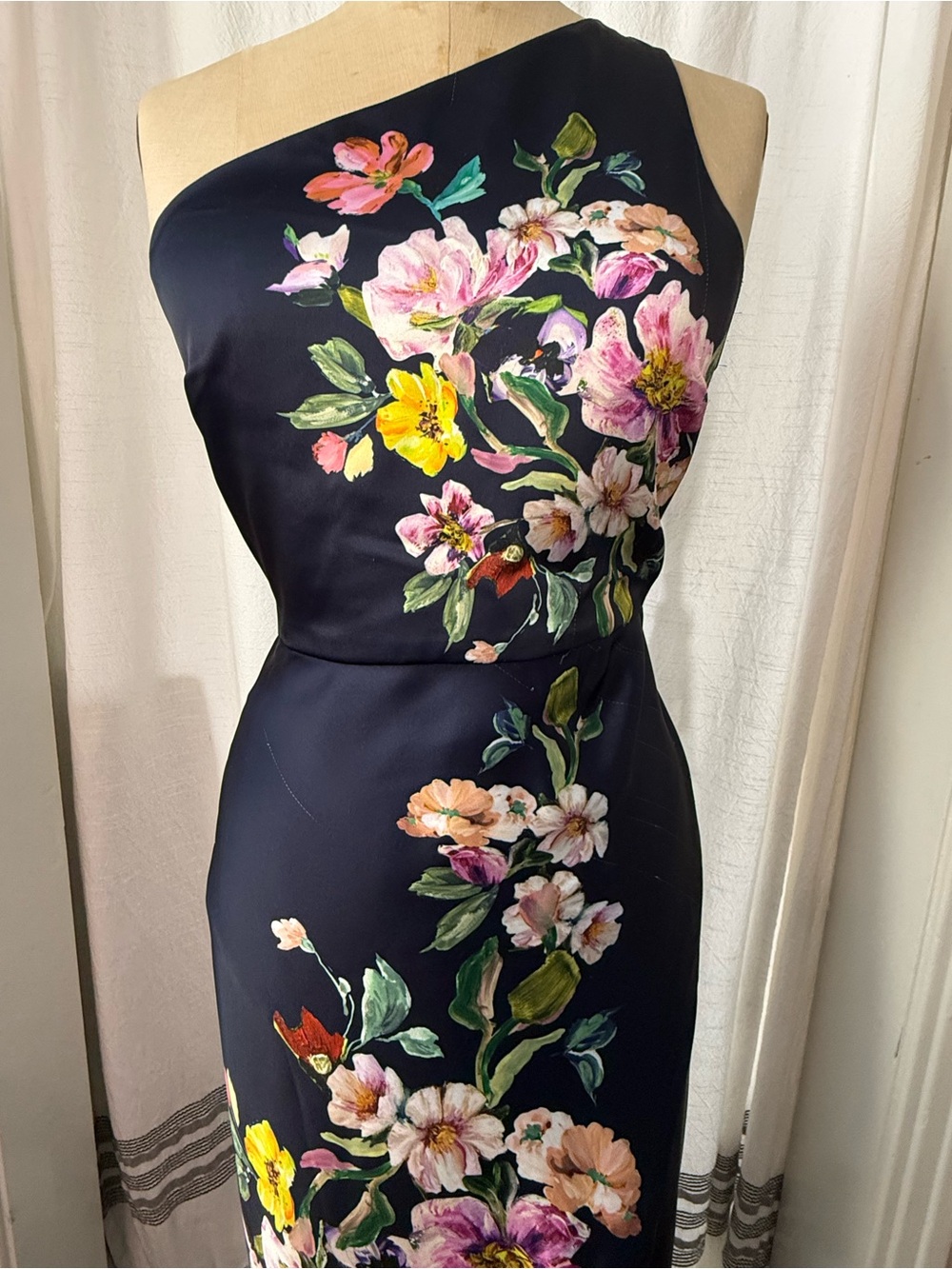 BHLDN Dylan Stretch Satin One-Shoulder Satin Side-Slit Gown sz 4